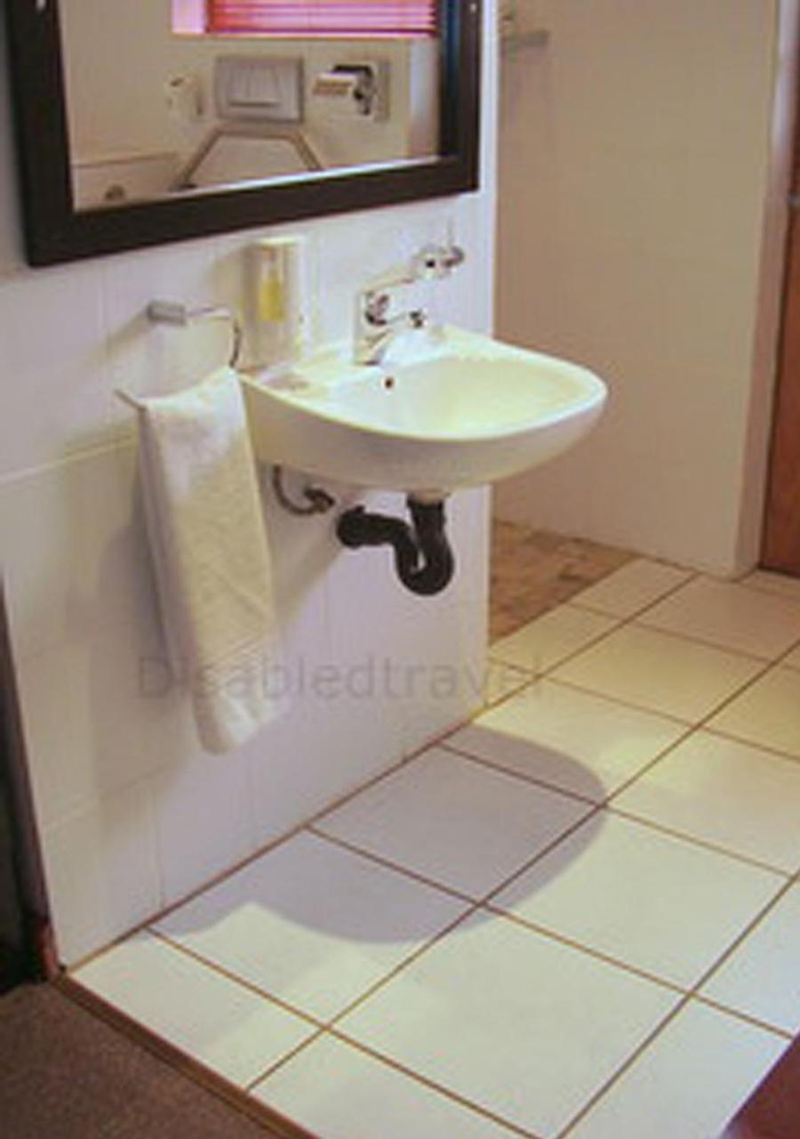 A La Martha'S Air-Port Guest House Port Elizabeth Esterno foto