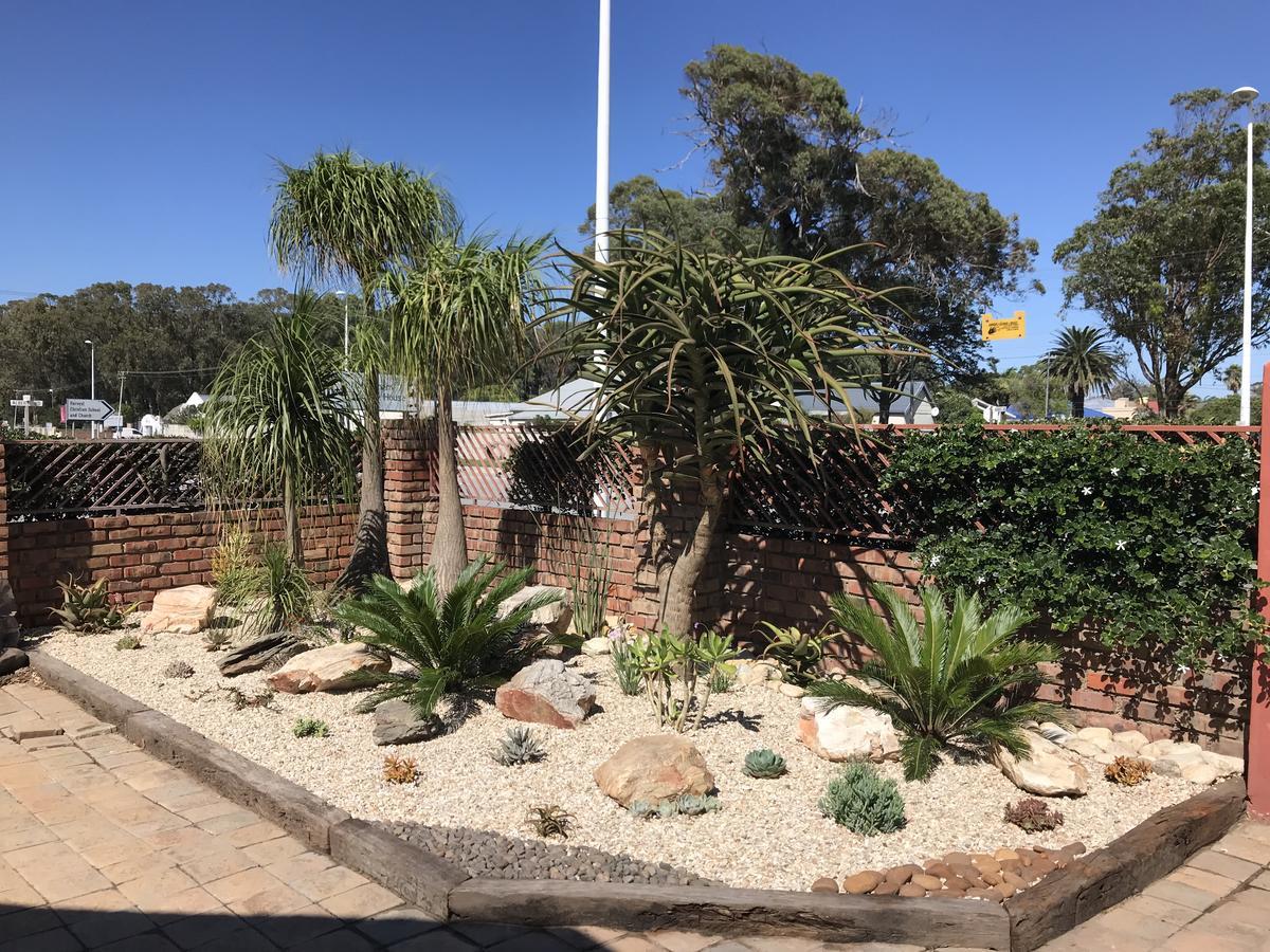 A La Martha'S Air-Port Guest House Port Elizabeth Esterno foto